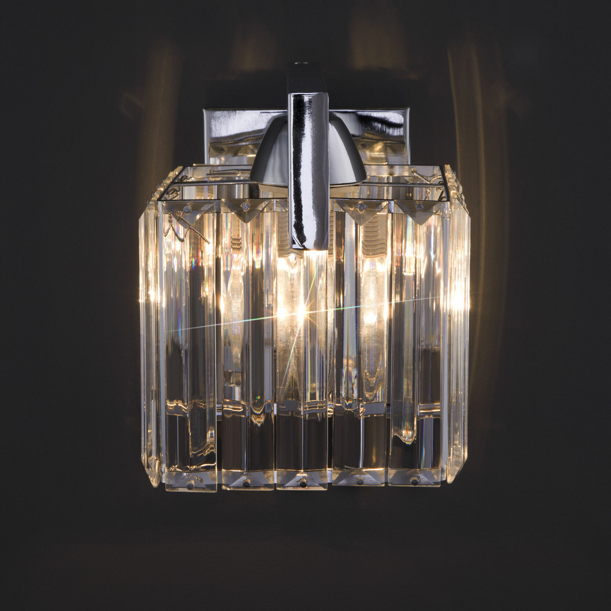 Хрустальное бра Eurosvet April 10126/1 хром/прозрачный хрусталь Strotskis (10117/1)