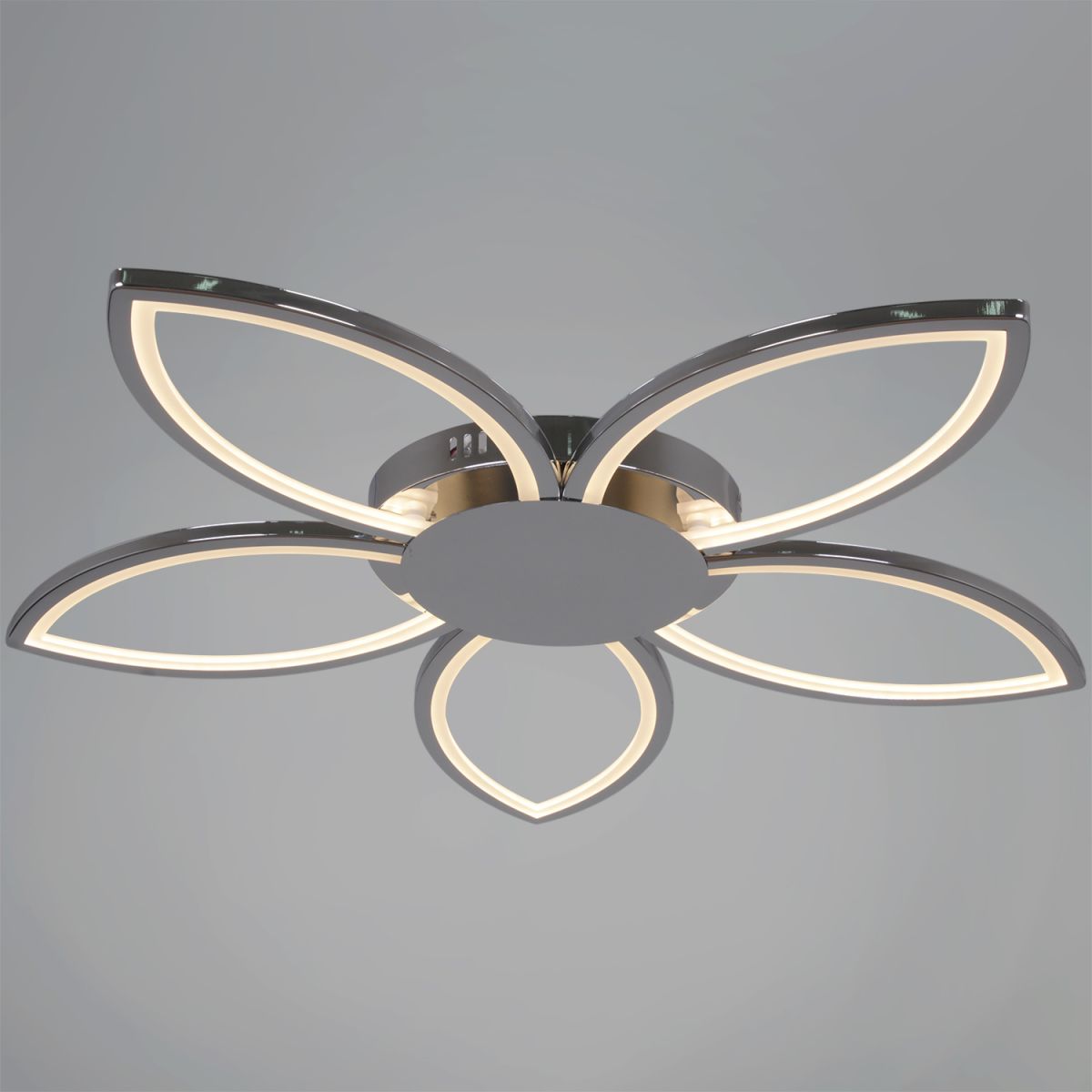 Потолочная люстра Reluce 09877-0.3-05 CR